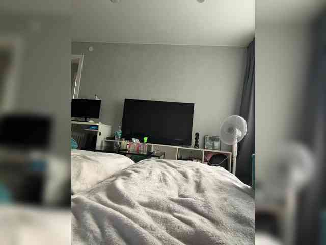SweetyMia webcam
