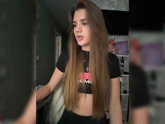 SweetyMia Live Webcam on BongaCams