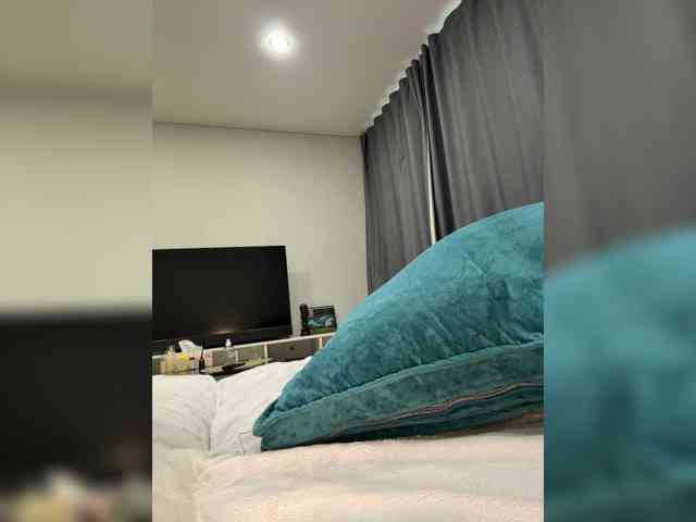 SweetyMia webcam