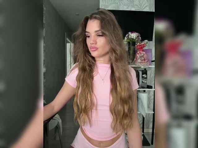 SweetyMia webcam