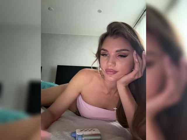 SweetyMia webcam