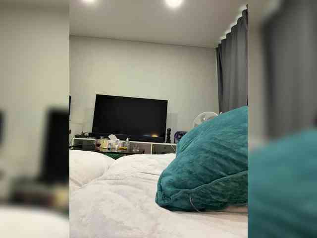 SweetyMia webcam