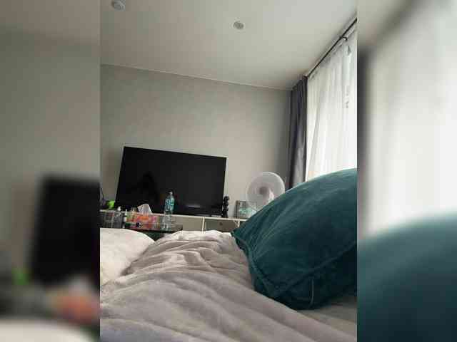 SweetyMia webcam