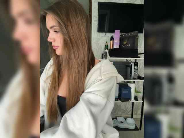 SweetyMia webcam