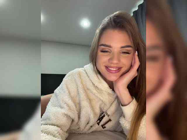SweetyMia webcam