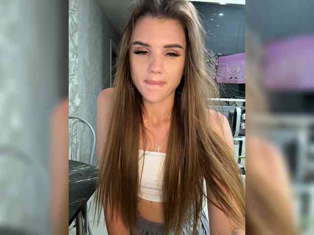 SweetyMia webcam