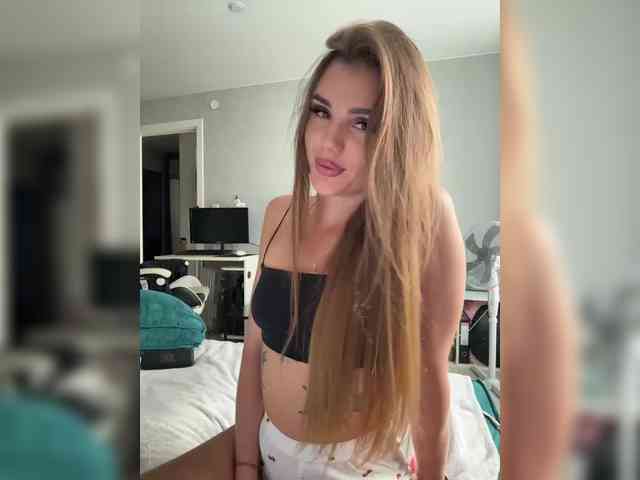 SweetyMia webcam