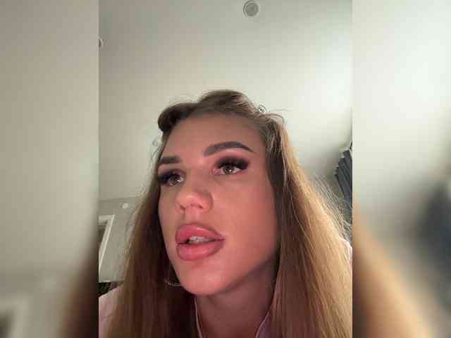 Модель: SweetyMia