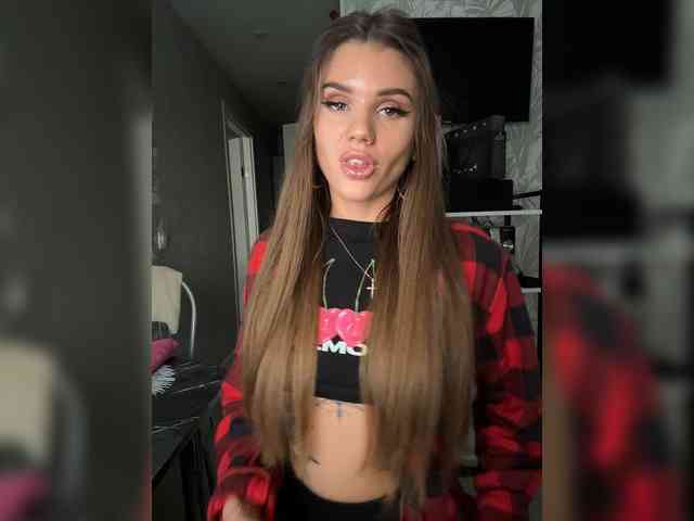 SweetyMia webcam