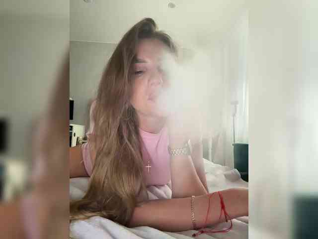SweetyMia webcam