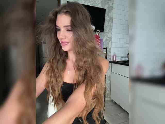 Model: SweetyMia