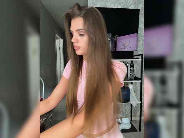 SweetyMia webcam