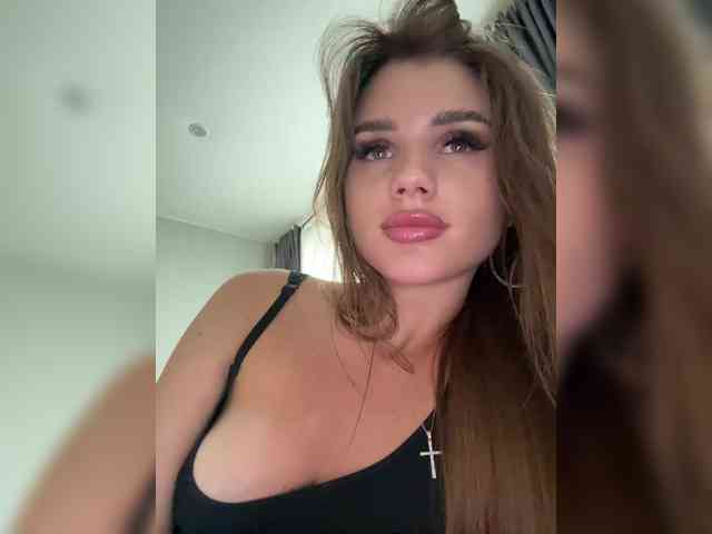 SweetyMia webcam