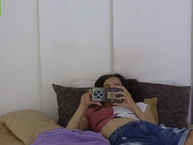 sexychanell-1's BongaCams show and profile