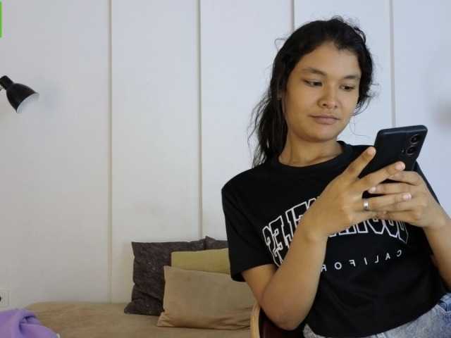 sexychanell-1 live cam