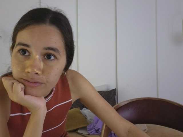 sexychanell-1's BongaCams show and profile