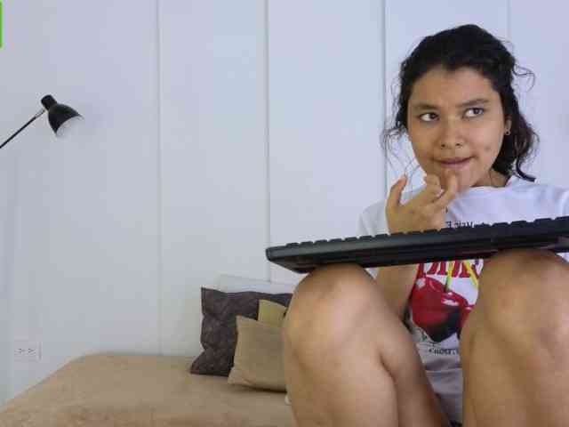 sexychanell-1 webcam