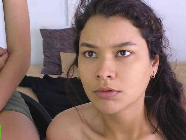 sexychanell-1 webcam