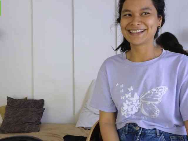 sexychanell-1 webcam