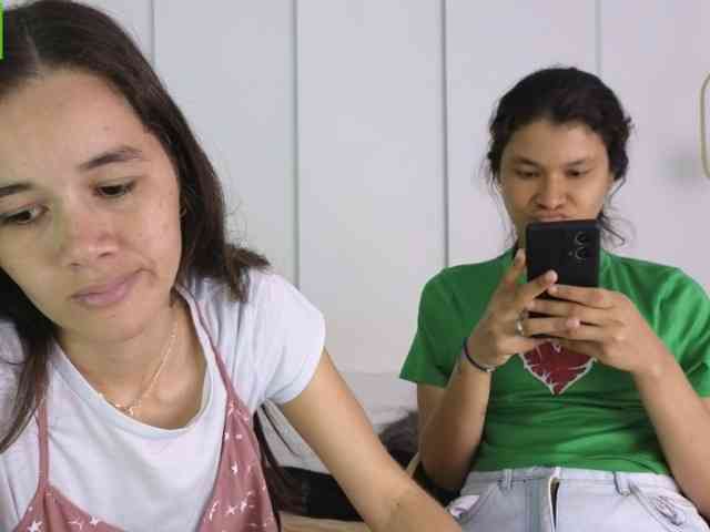 sexychanell-1 webcam