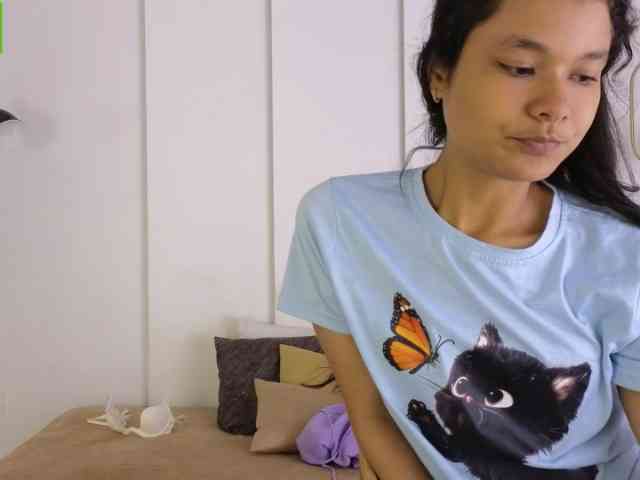 sexychanell-1 webcam