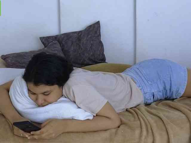 sexychanell-1 webcam