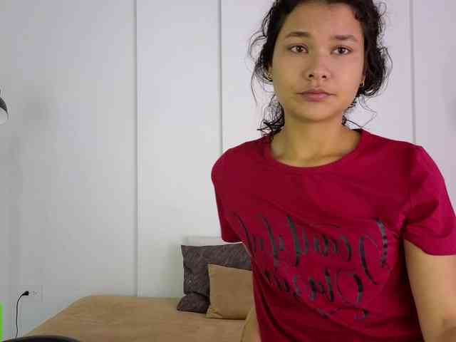sexychanell-1 webcam