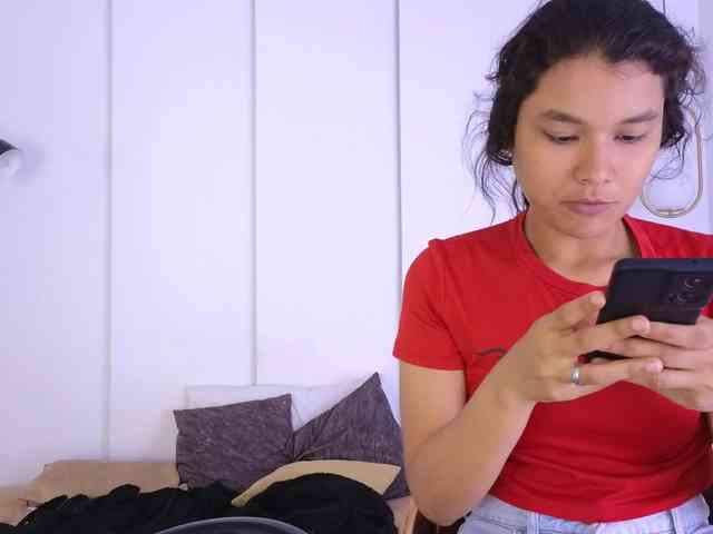 sexychanell-1 webcam