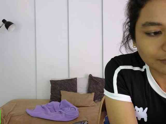 sexychanell-1 webcam