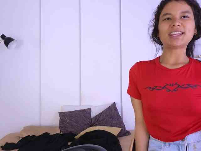 sexychanell-1 webcam