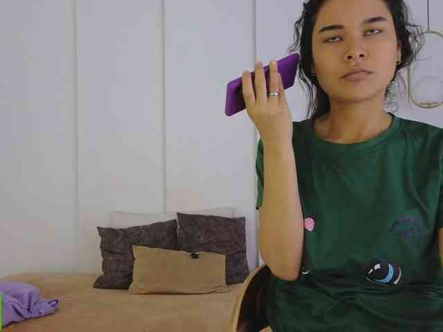 sexychanell-1 webcam