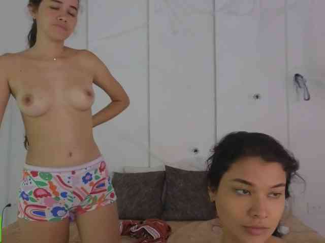 sexychanell-1 webcam