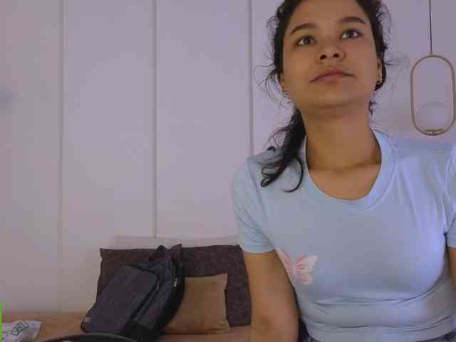 sexychanell-1 webcam