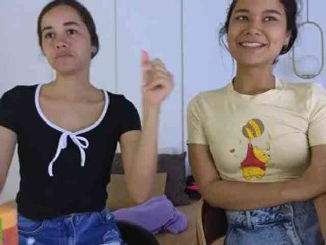 sexychanell-1 webcam