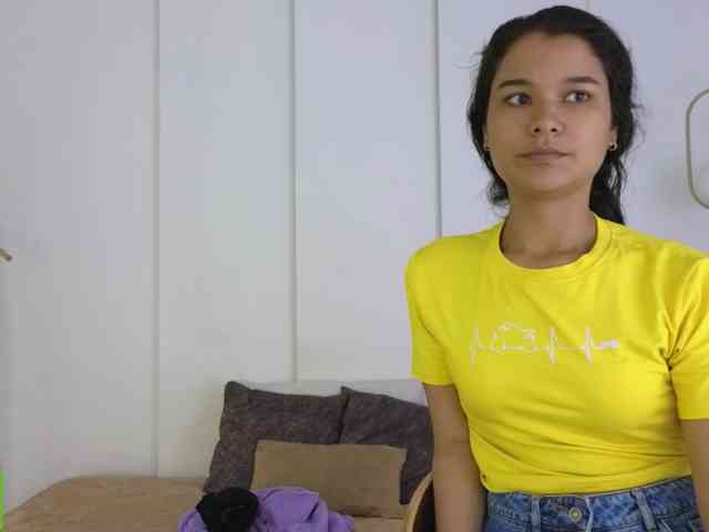 sexychanell-1 webcam