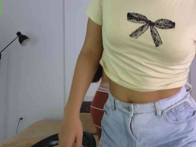 sexychanell-1 webcam