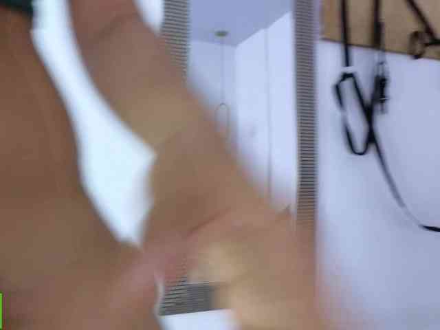 sexychanell-1 webcam