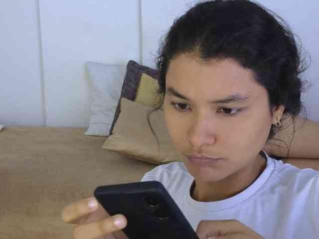 sexychanell-1 webcam