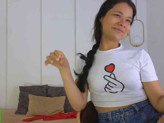 sexychanell-1 webcam