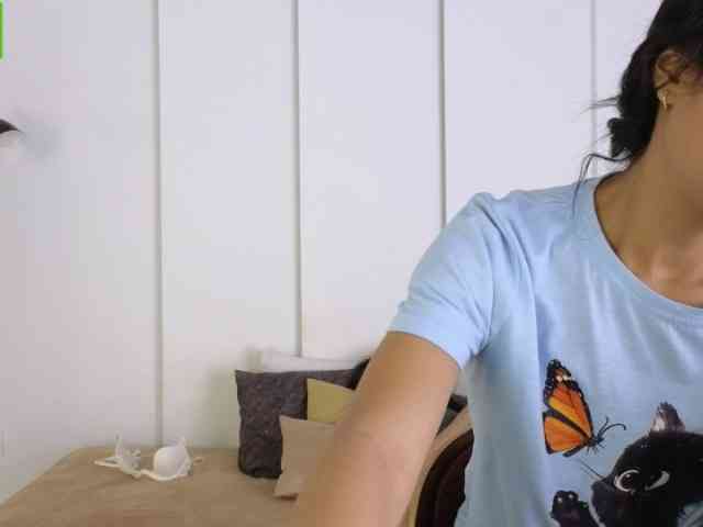 sexychanell-1 webcam