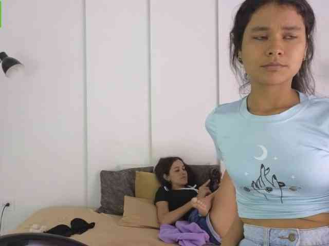 sexychanell-1 webcam