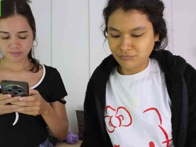 sexychanell-1 webcam