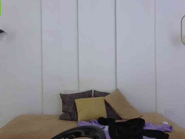 sexychanell-1 webcam