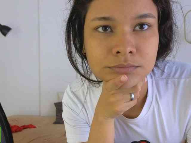 sexychanell-1 webcam