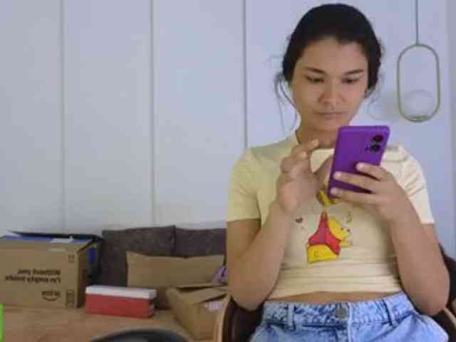 sexychanell-1 webcam