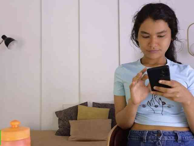 sexychanell-1 webcam