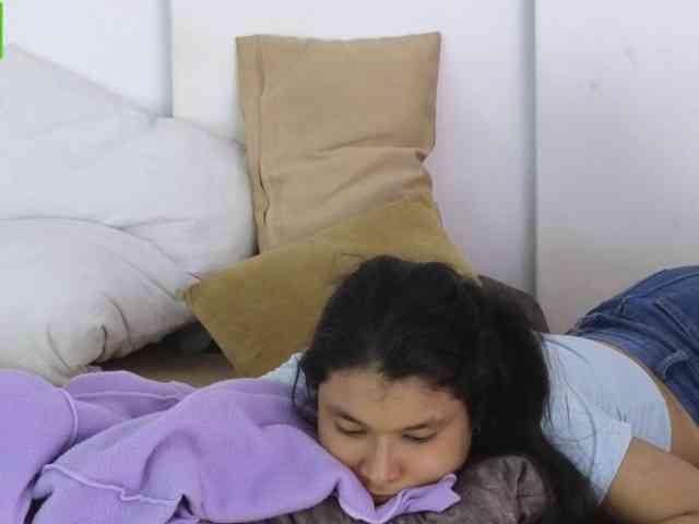 Acest model este live acum. sexychanell-1