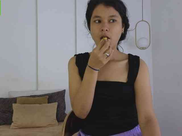 sexychanell-1 webcam