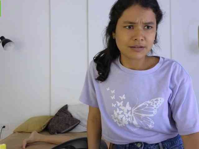 sexychanell-1 webcam