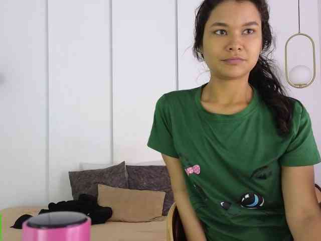 sexychanell-1 webcam